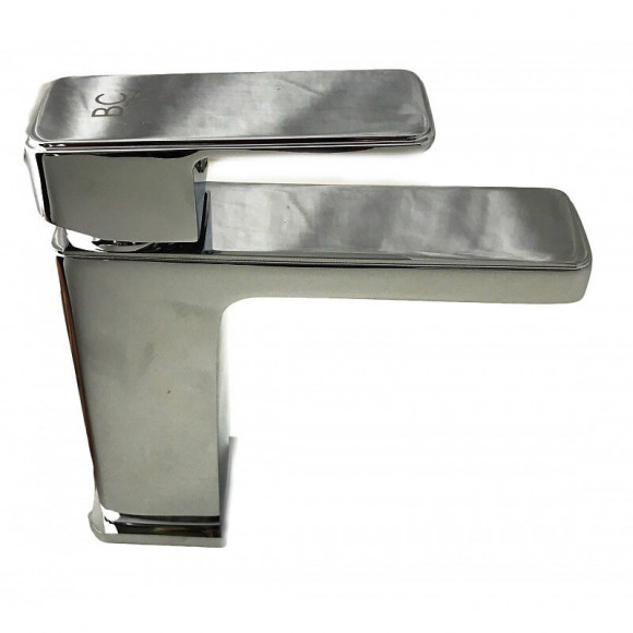 Mitigeur Lavabo Modèle Carré Chromé