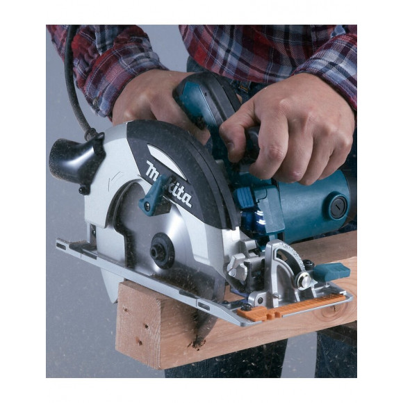 Scie Circulaire Makita Hs7101k (1400 W)