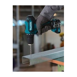 Makita Kit Clx228smx1 (hp333d Td110d 2 X 4,0 Ah Dc10sb Coffret Accessoires)