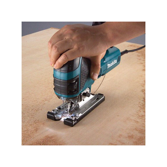Scie Sauteuse 720w /light  Makita