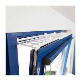 Une Grille De Protection Pour Fenêtre (oscillo-battant Dessus), Extensible - Trixie - Tr-44182