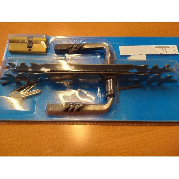 Porte D' Entree Bois Exo Modele 'alicia' 215x90 Poussant Gauche Cote Tableau Vendue Avec Poignee Et Barillet