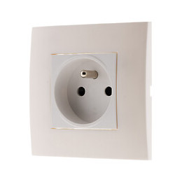 Prise 2p+t Connexion Auto. Prêt À Poser - Blanc - Simplea