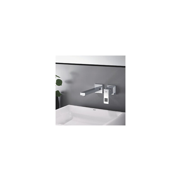 Façade Mitigeur Lavabo Mural Eurocube Taille M