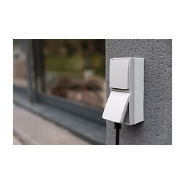 Va-et-vient + Prise 16a 2p+t Étanche - Ip55- Orok