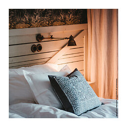 Ampoule Led (spot), Culot Gu5,3, Conso. 7w (eq. 50w), 620 Lumens, Blanc Chaud