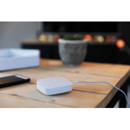 Pack De Démarrage Maison Connectée Otiohome (2 Ampoules, 1 Prise Et  1 Box)