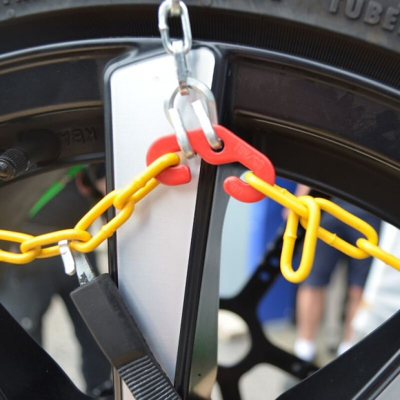 Chaine À Neige Pneu 225/40r18 Montage Rapide Acier 9mm