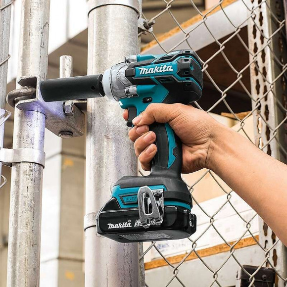 Boulonneuse À Chocs Makita Dtw285zj 18 V Li-ion 280 Nm (machine Nue) + Mak-pac