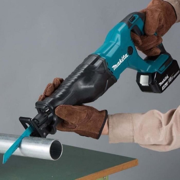 Makita Scie Recipro 18 V Li-ion 2x 5ah + Valise De Transport Djr186rte