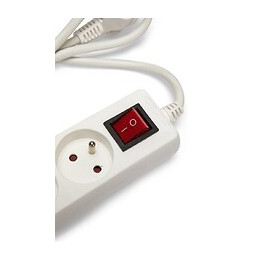 Multiprise 5 Sorties + 2 Usb. Cable 1,5m