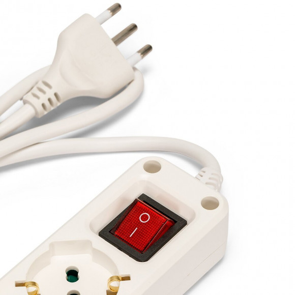 Multiprise Italienne 3 Entrées, Câble De 1,5 M Et Prise Compacte