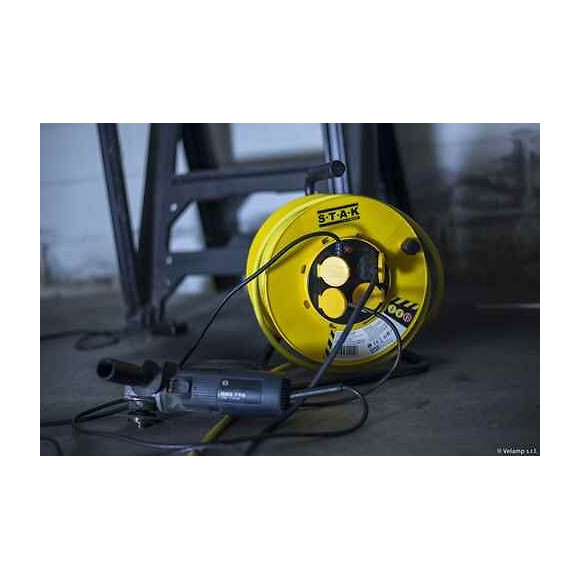 Enrouleur De Chantier, 4 Prises, 3g2.5, 40 Mètres , Nf, Ip44. Platine Fixe Et Guide Cable