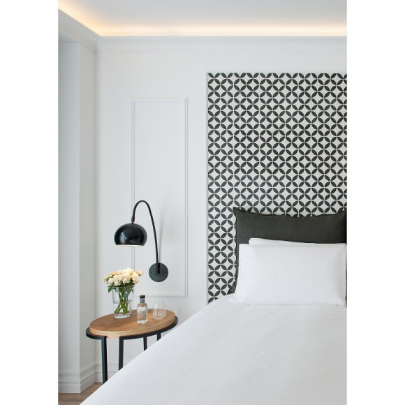 Simple Cimaise Ornée D'un Motif Linéaire Px116