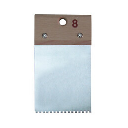 Couteau à colle à denture carré 2.5x2.8cm