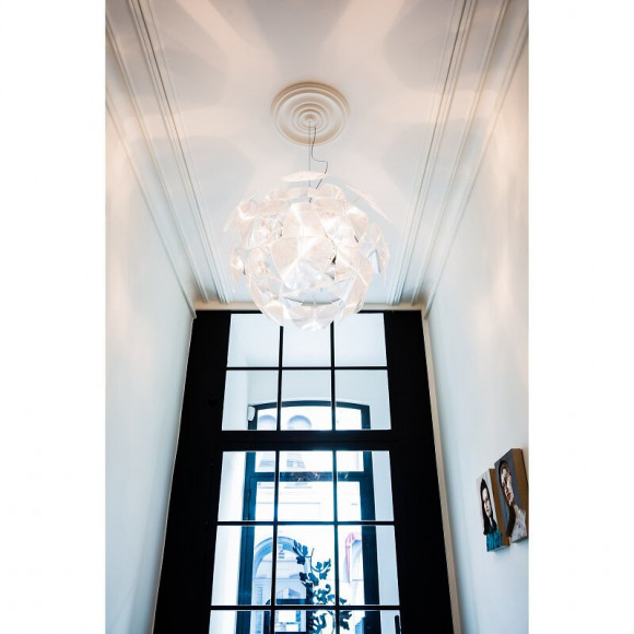 Centre De Plafond Moyenne Taille R09