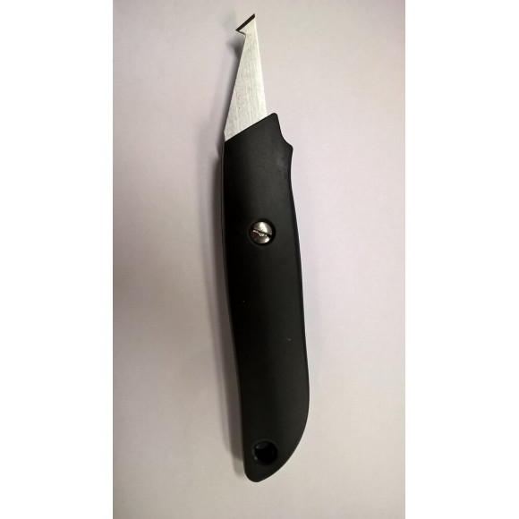 Outil découpe pour verre synthétique