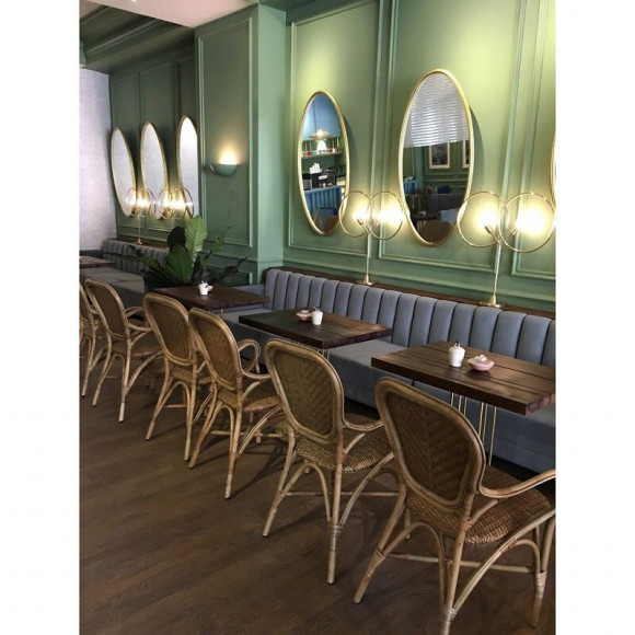 Cimaise Aux Courbes Douces P8030