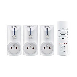 Lot de 1 télécom SOMFY 5 canaux + 3 prises ON/OFF blanche