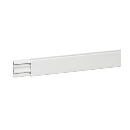 Moulure 40x16mm avec cloison