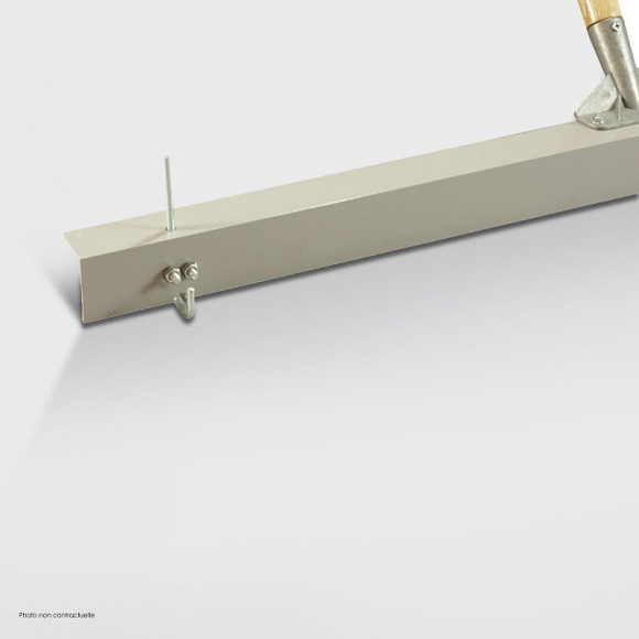 Râteau D'étalement Avec Manche