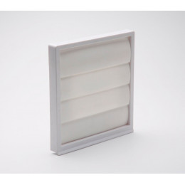 Grille à lamelles exterieurs mobiles pour sortie aérateur