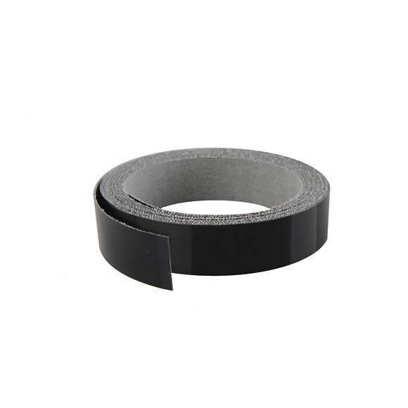 Chant mélaminé thermocollant 23mmx5ml noir très brillant