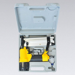 Coffret agrafeuse/cloueuse pneumatique