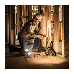 Projecteur Panel Work light Rechargeable Energizer 1100 lumens