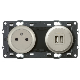Prise de courant avec terre Céliane Surface et chargeur 2 USB précâblé