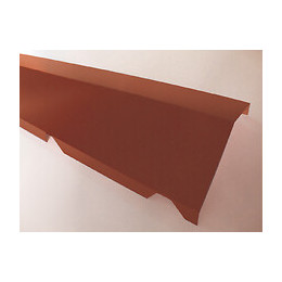 Faîtière crantée sur mur acier galva 210cm rouge