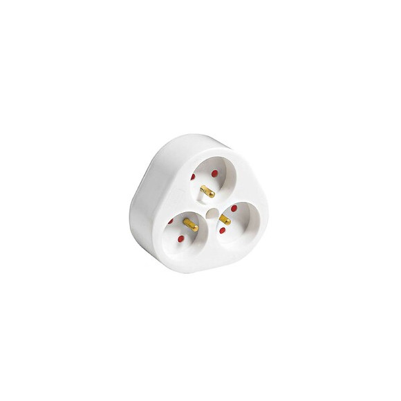 Prise Triangulaire