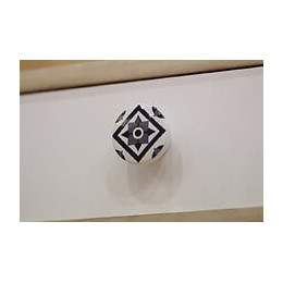 Bouton De Meuble Carreau De Ciment Gris Foncé Bois H.22 X L.39 X P.39 Mm