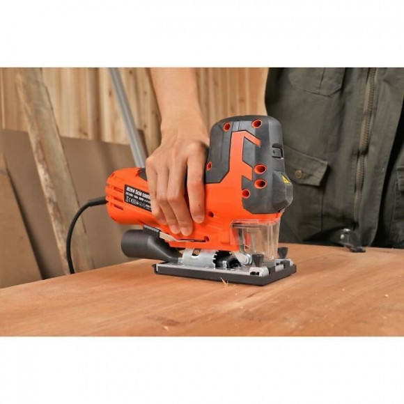 Manupro Scie Sauteuse Electrique 800 W - Pendulaire - 6 Lames